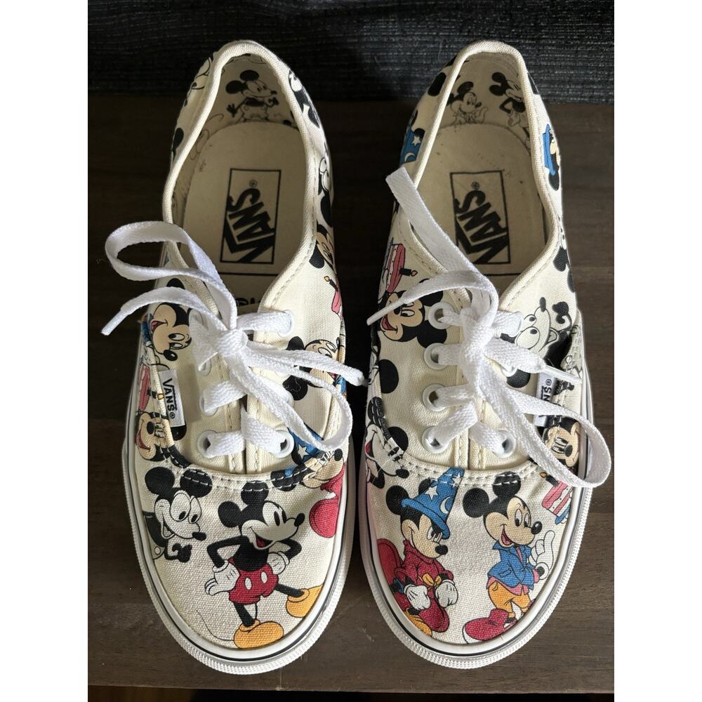 VANS Off The Wall Shoes Kids Size 4 Disney Mickey Mouse Low Top Sneakers White
